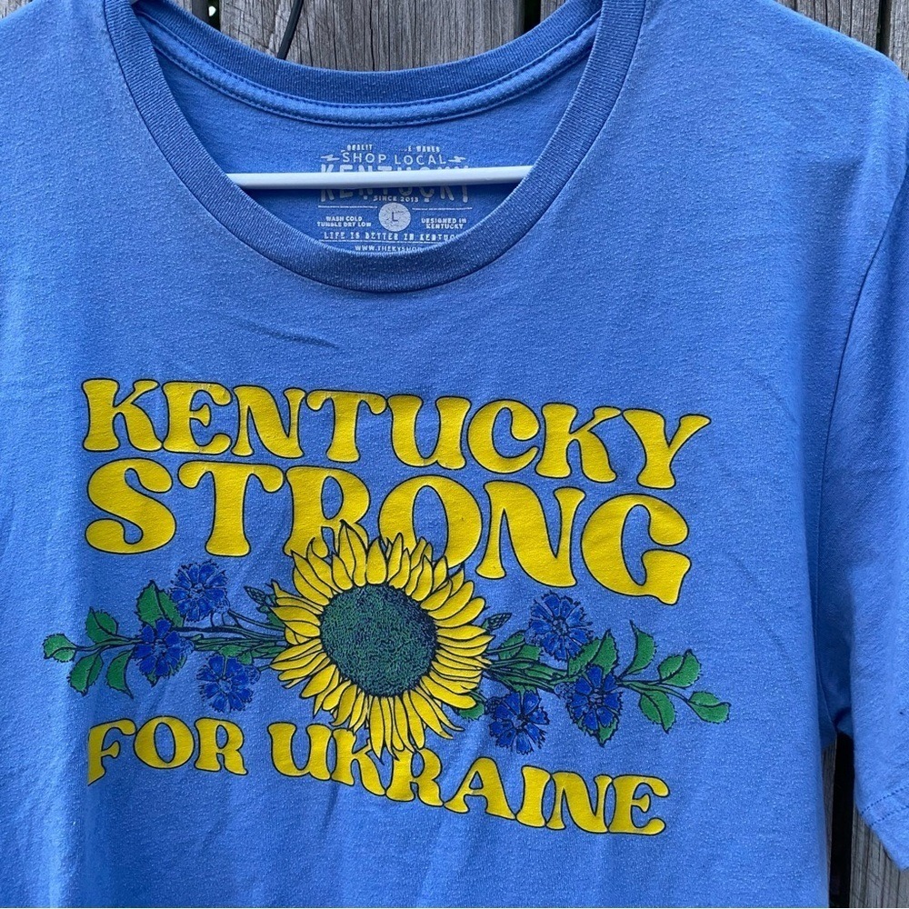 Shop Local Kentucky T-Shirt L Blue Kentucky Strong For Ukraine Sunflower Tee - Picture 3 of 4